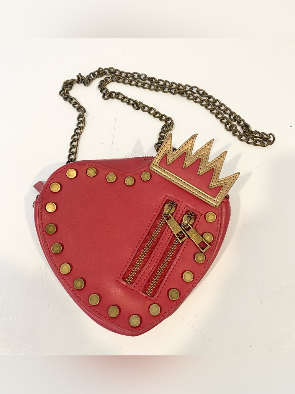 Disney Store Descendants Evie Heart Crown Crossbody Purse Bag Discontinued